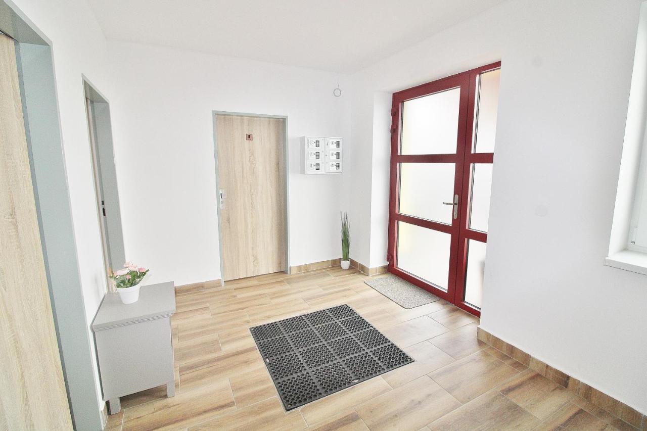 Apartmany Troll 부블라바 외부 사진