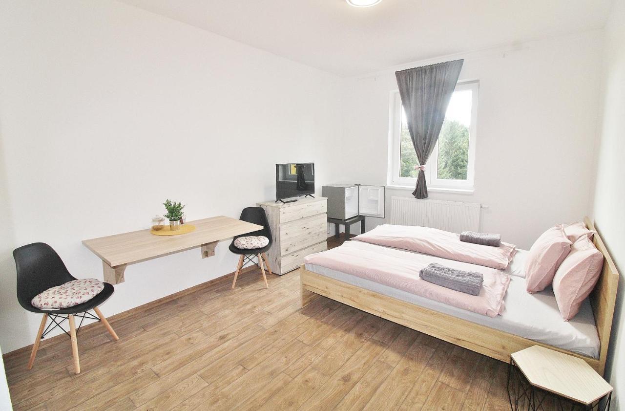 Apartmany Troll 부블라바 외부 사진